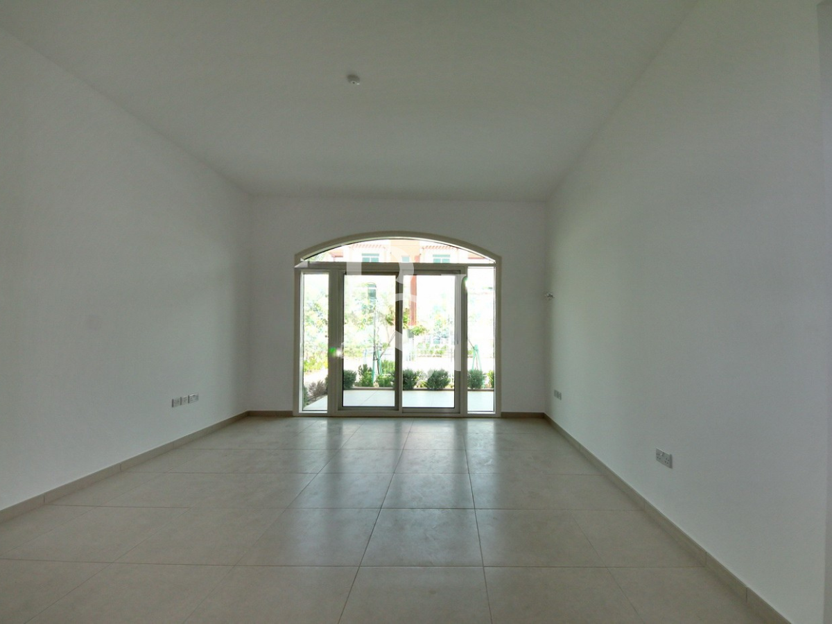 1 Bedroom Apartment for Sale in Al Ghadeer - property for sale