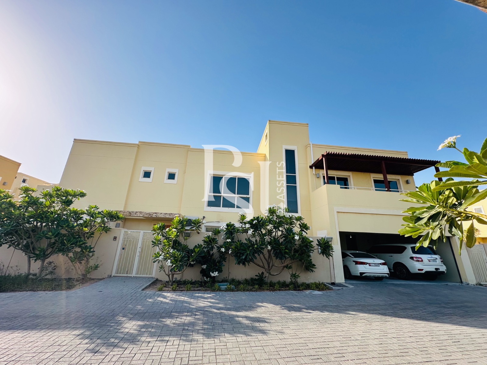 5 Bedroom Villa for Sale in Al Raha Gardens - property for sale