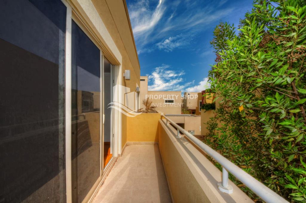 4 Bedroom Villa for Sale in Al Raha Gardens - property for sale