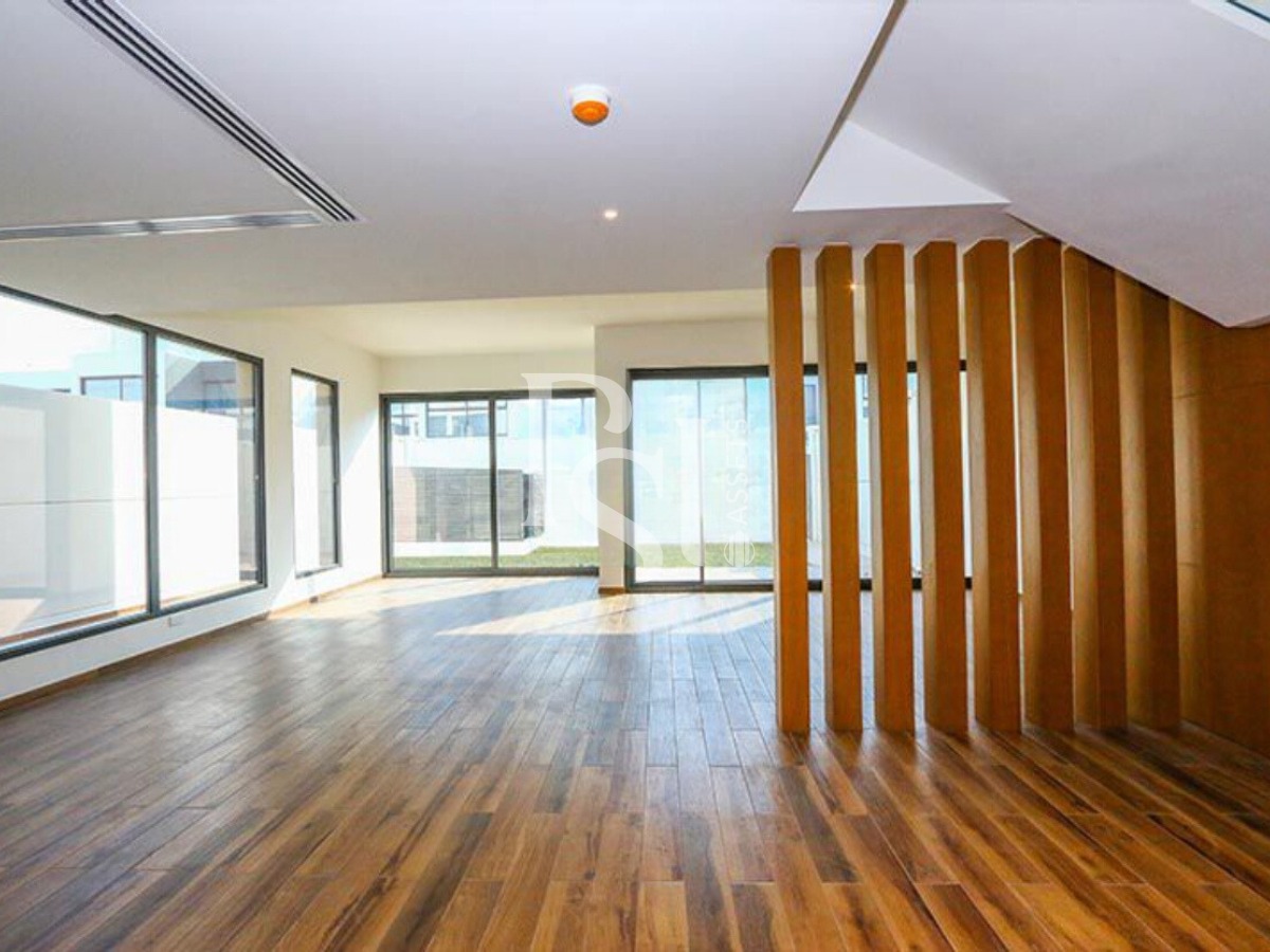 5 Bedroom Villa for Sale in Bloom Gardens - property for sale