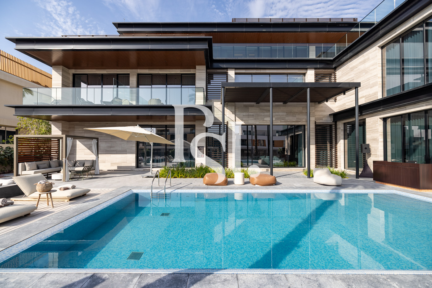 6 Bedroom Villa for Sale in Al Reem Island - property for sale