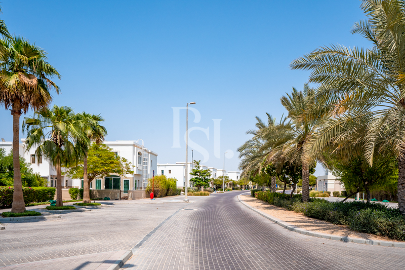 1 Bedroom Apartment for Sale in Al Ghadeer - property for sale