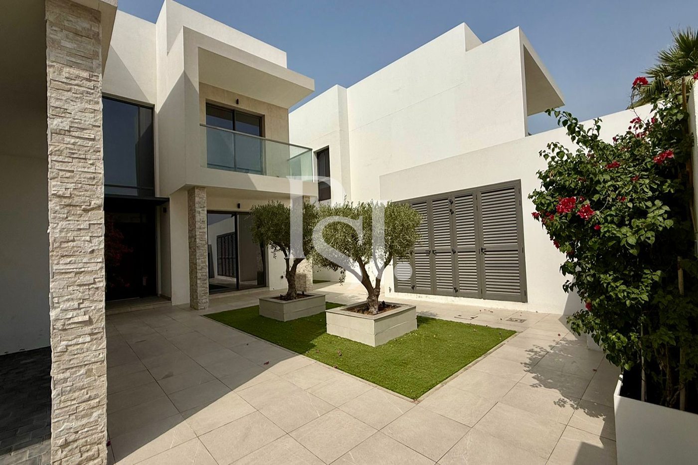 4 Bedroom Villa for Sale in Yas Island - property for sale