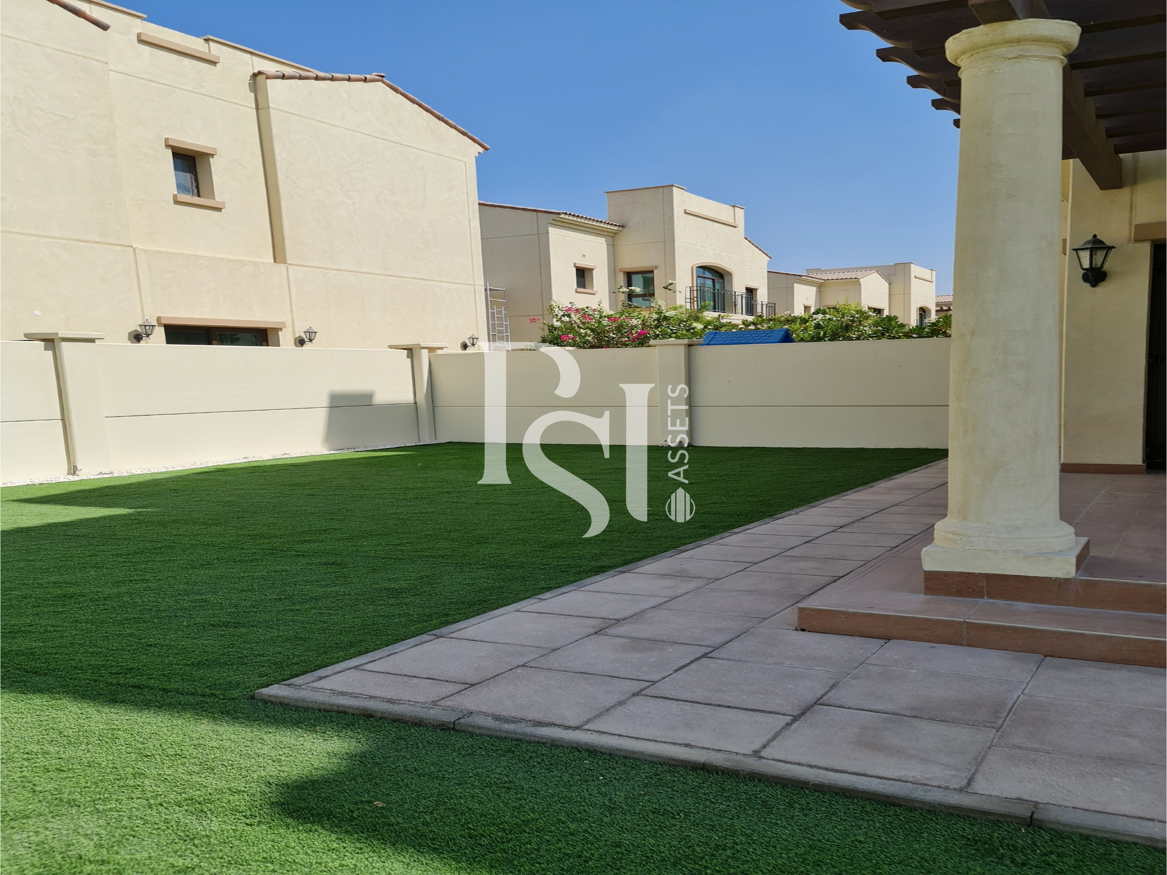 3 Bedroom Villa for Sale in Bloom Gardens - property for sale