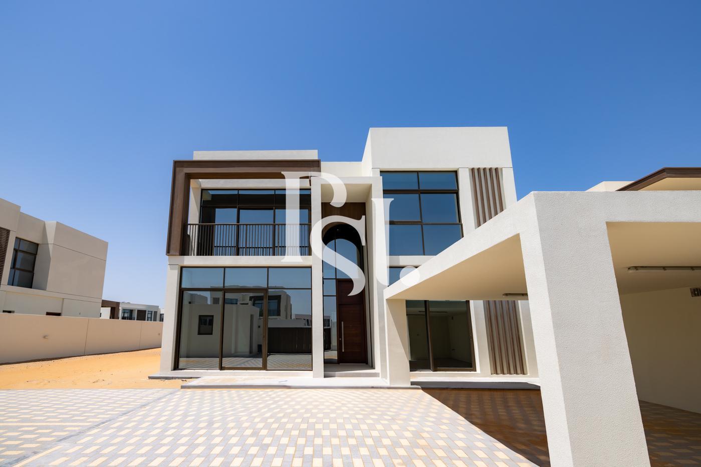 3 Bedroom Townhouse for Sale in Jubail Island - property for sale