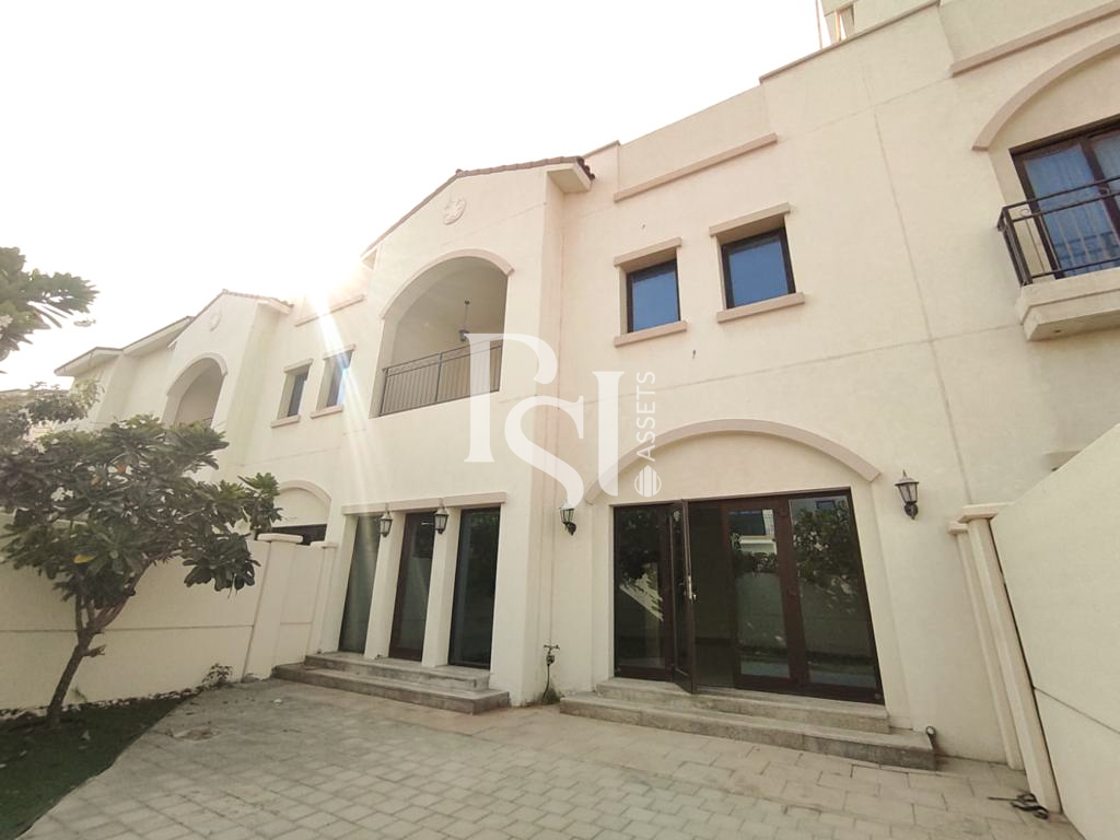 3 Bedroom Townhouse for Sale in Bloom Gardens - property for sale